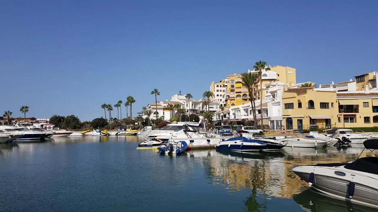 L166 Cabopino Apartment Marbella
