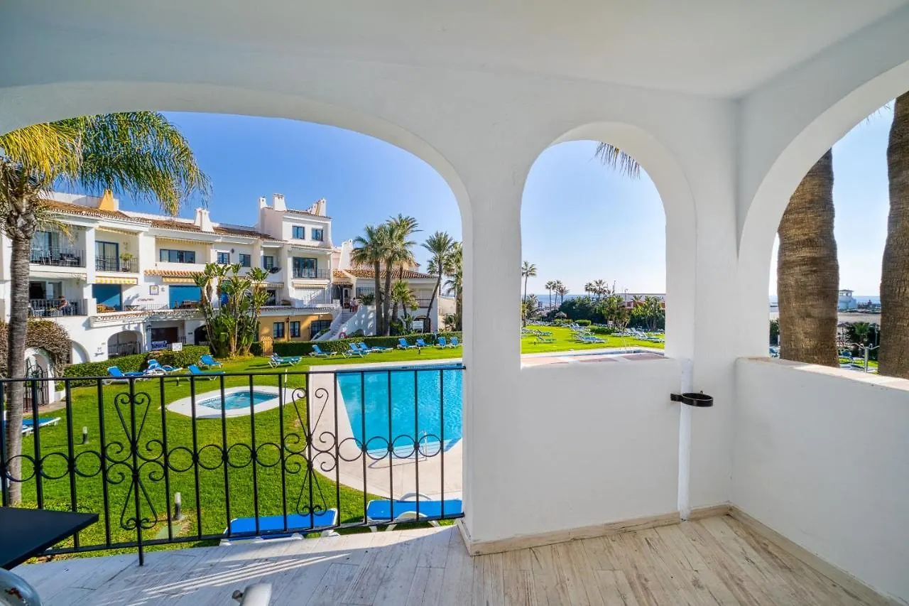 L166 Cabopino Apartment Marbella 0*,