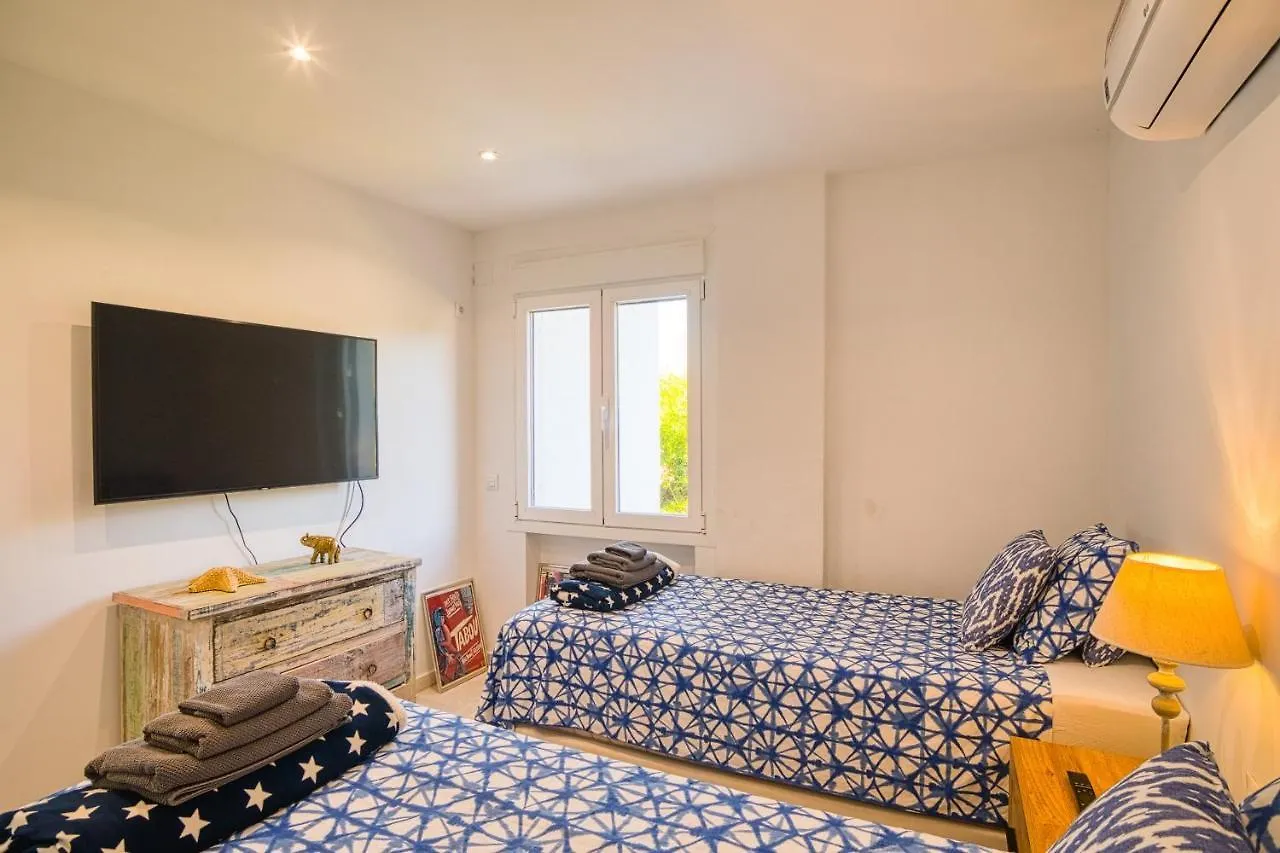 L166 Cabopino Apartment Marbella